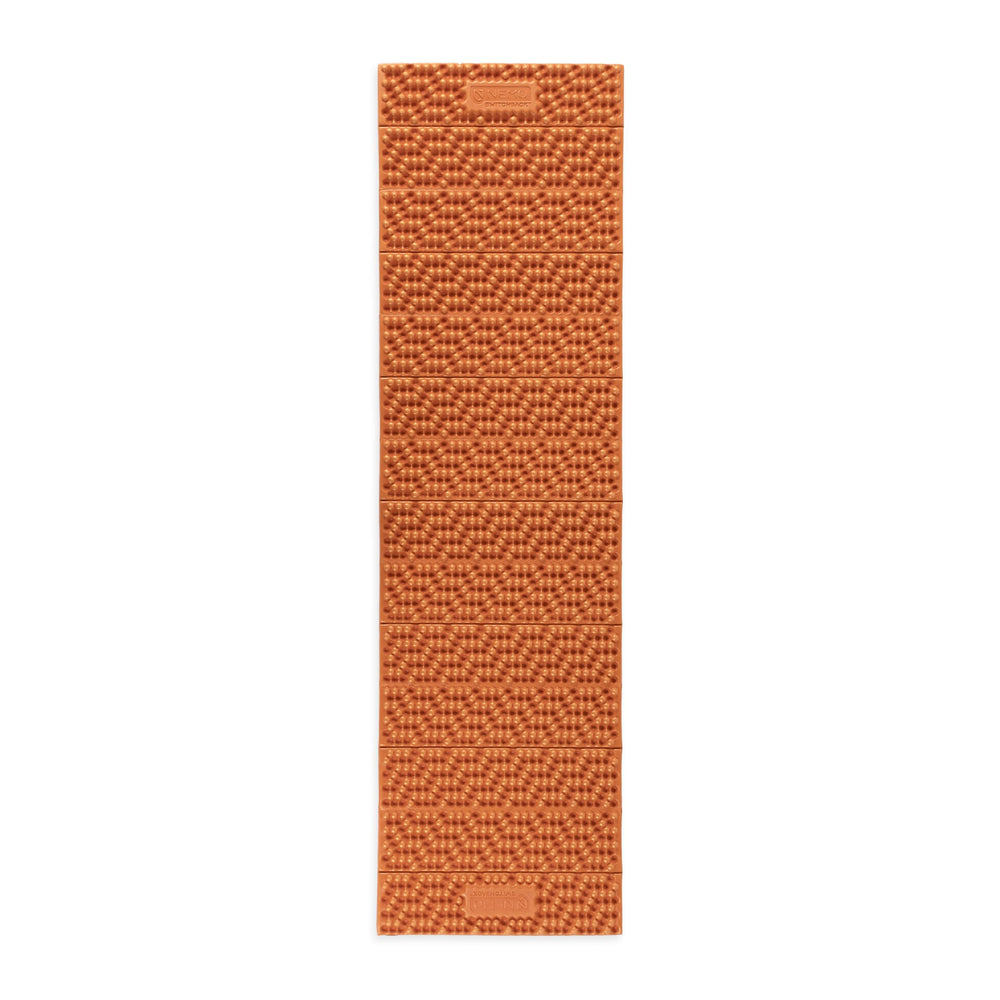 NEMO Switchback dual-density Axiotomic foam provides plush comfort with solid support.
