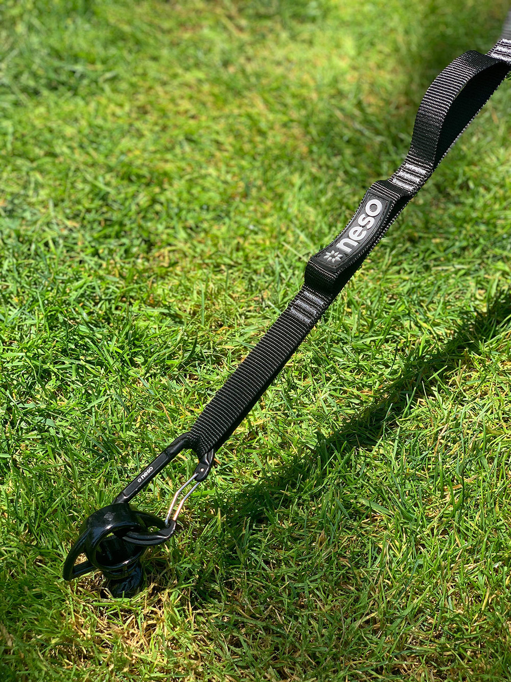 Neso Sidelines 1 reinforced corners boost stability in wind.
