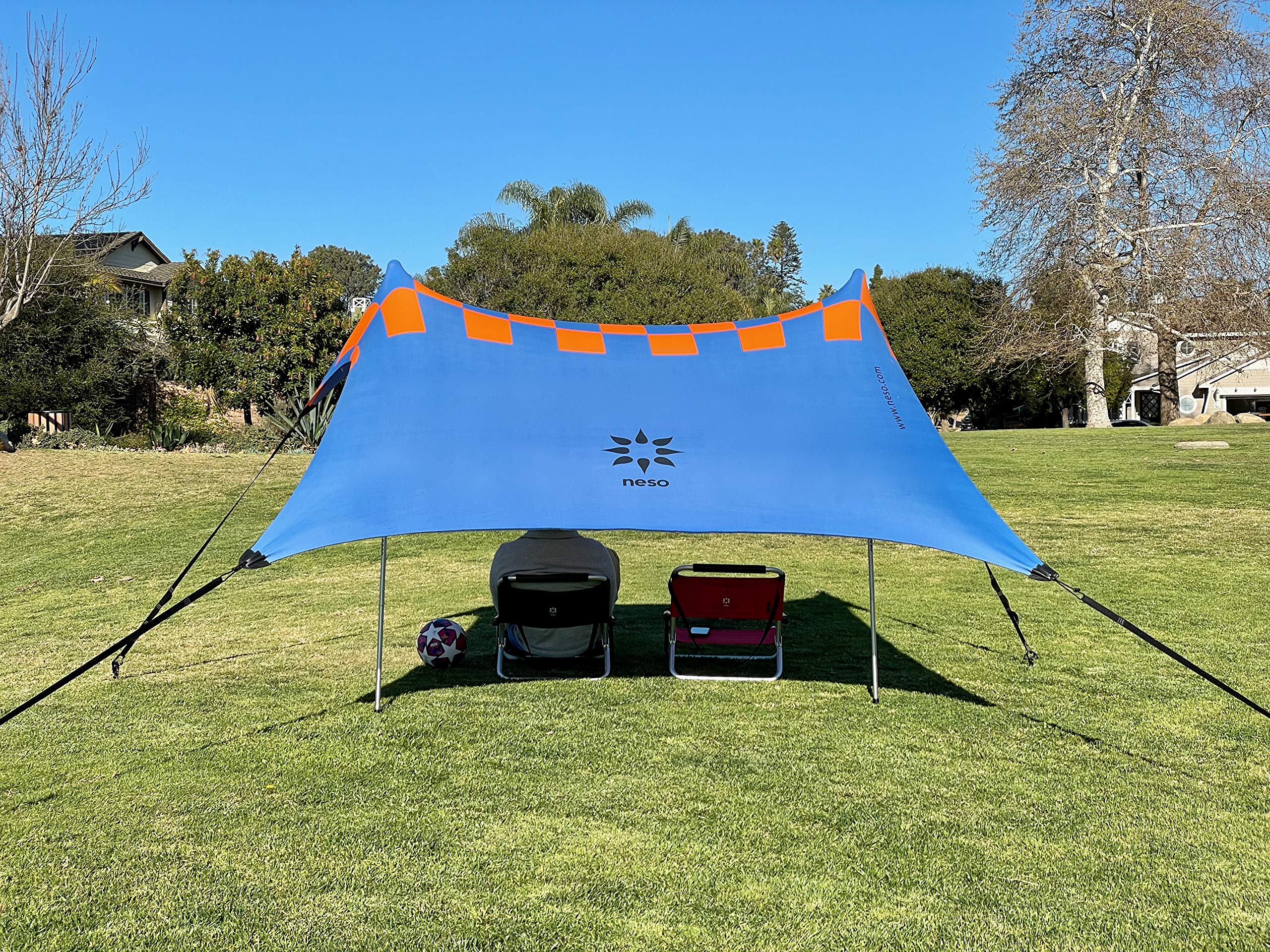 Neso Sidelines 1 setup provides instant shade at a game.