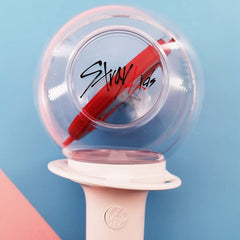 Niaycouky Stray Kids card set included deepens fan connections.