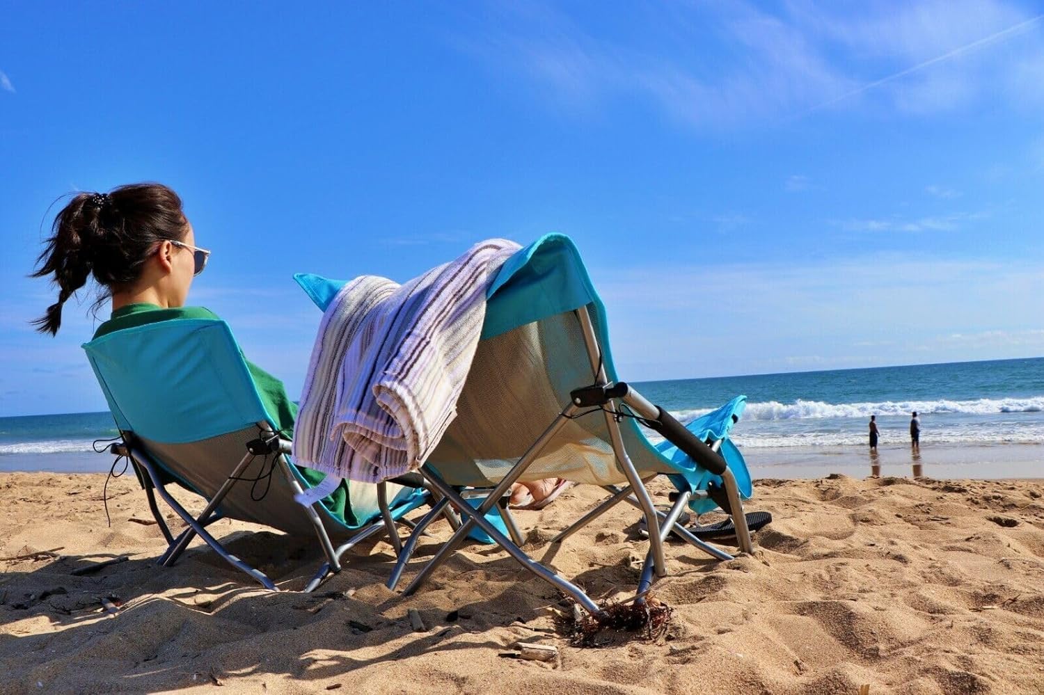Nice C Low Beach Chair blue cup holder ready for drinks