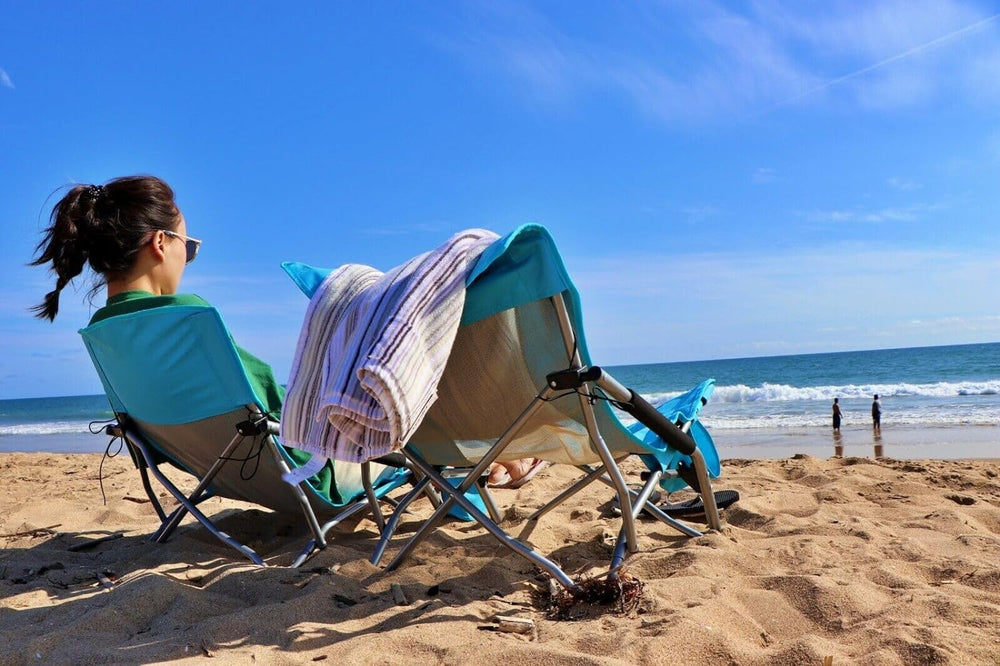 Nice C Low Beach Chair blue cup holder ready for drinks