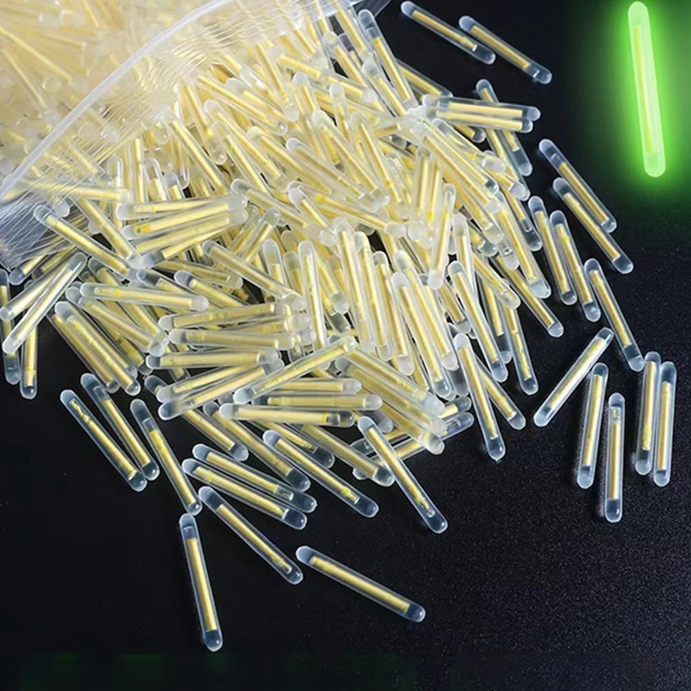 Night fishing glow sticks in a 100-pack