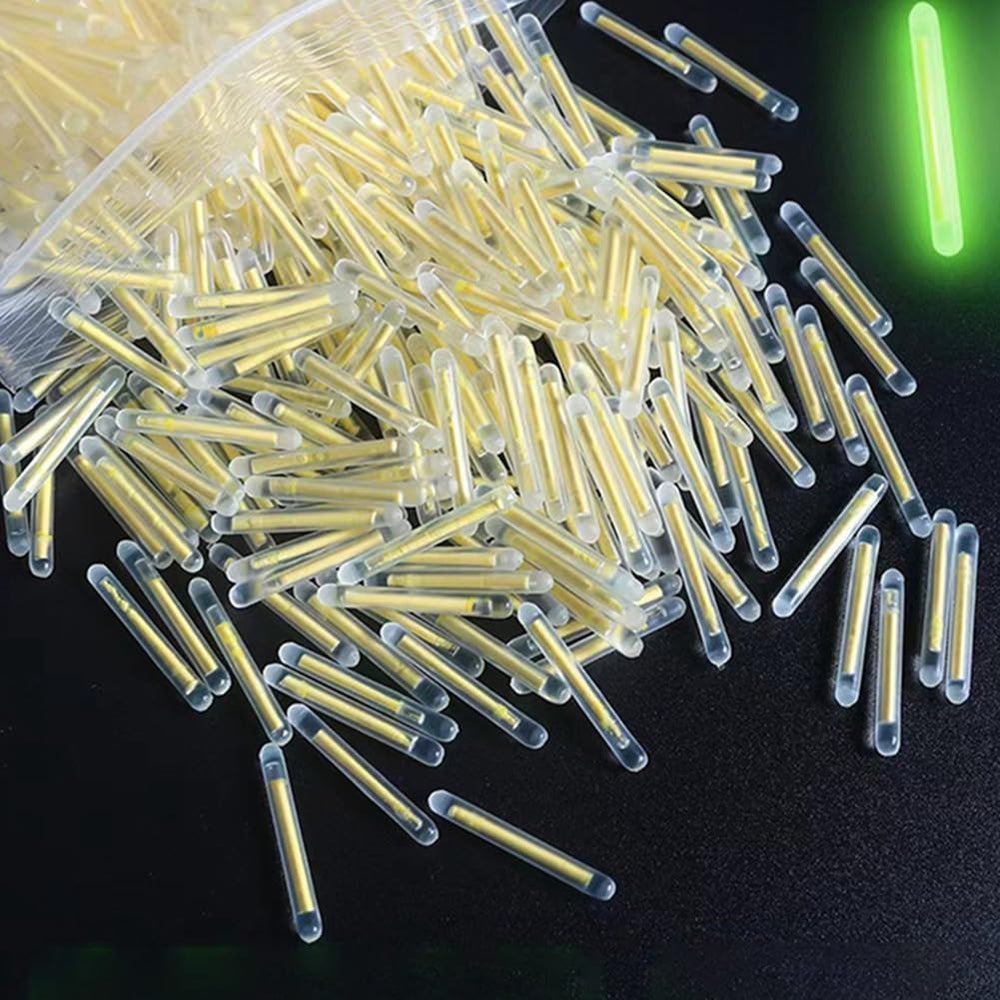 Night fishing glow sticks in a 100-pack