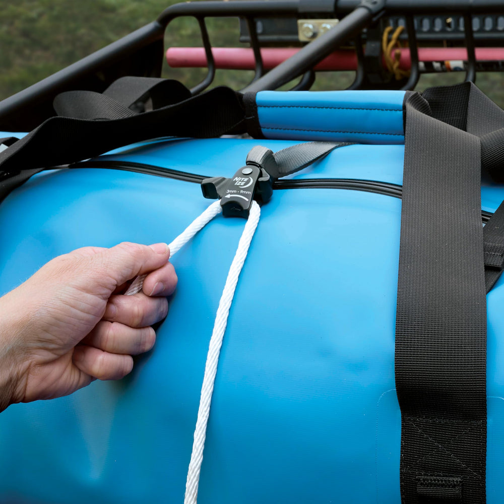 Versatile roof bars anchor example with CamJam.