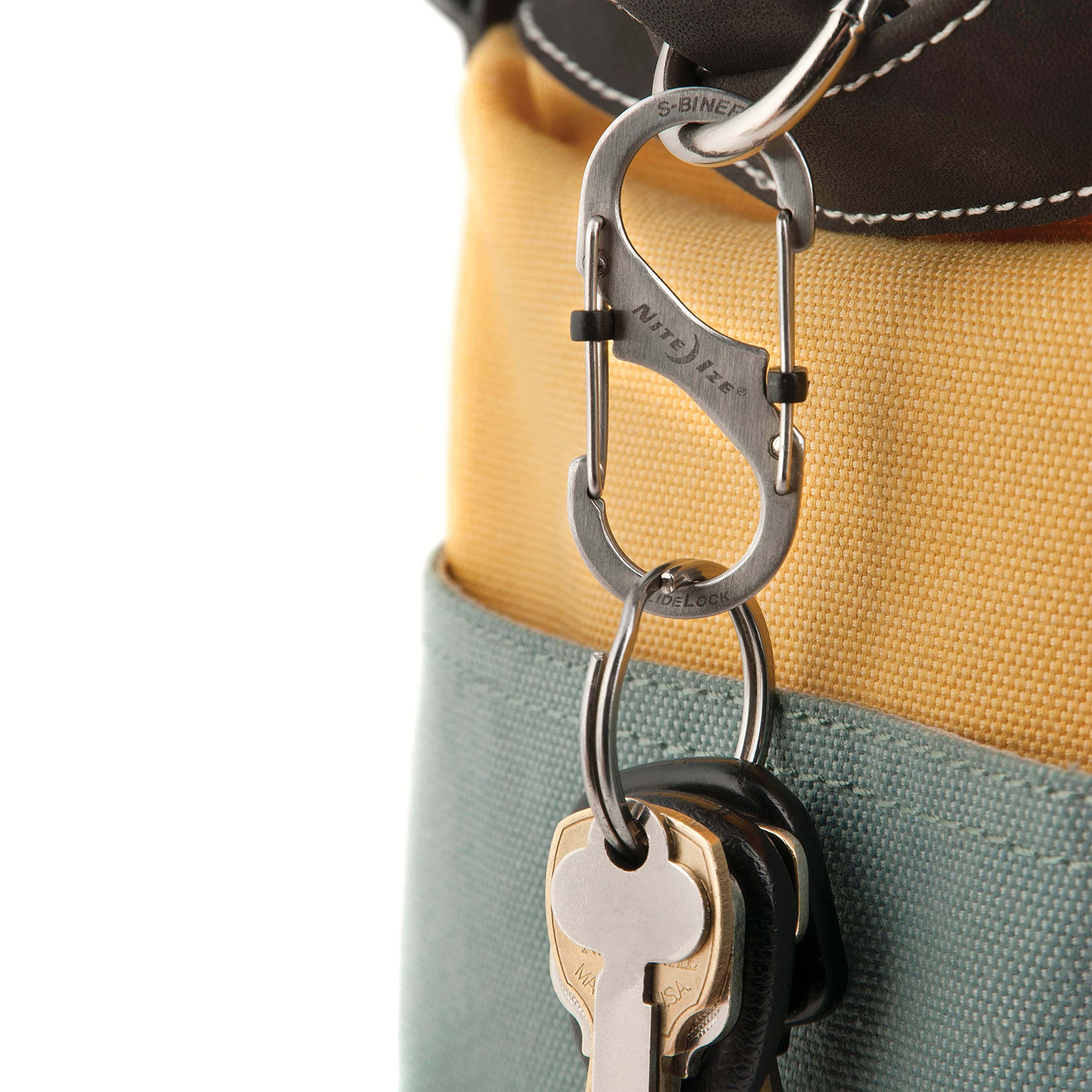 Nite Ize carabiner clip on keychain, silver, ideal for everyday carry