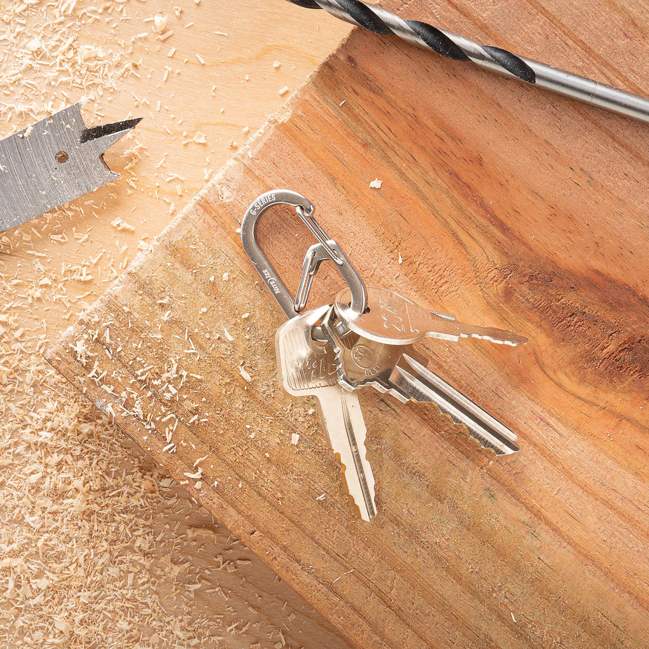 Nite Ize G-Series small size for minimalist key sets.