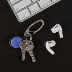 Nite Ize Deep Pocket clips to pockets, belt loops, or bags for quick access.