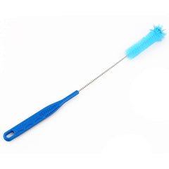 NIZUUONE bite valve brush targets narrow valve openings for thorough cleaning.