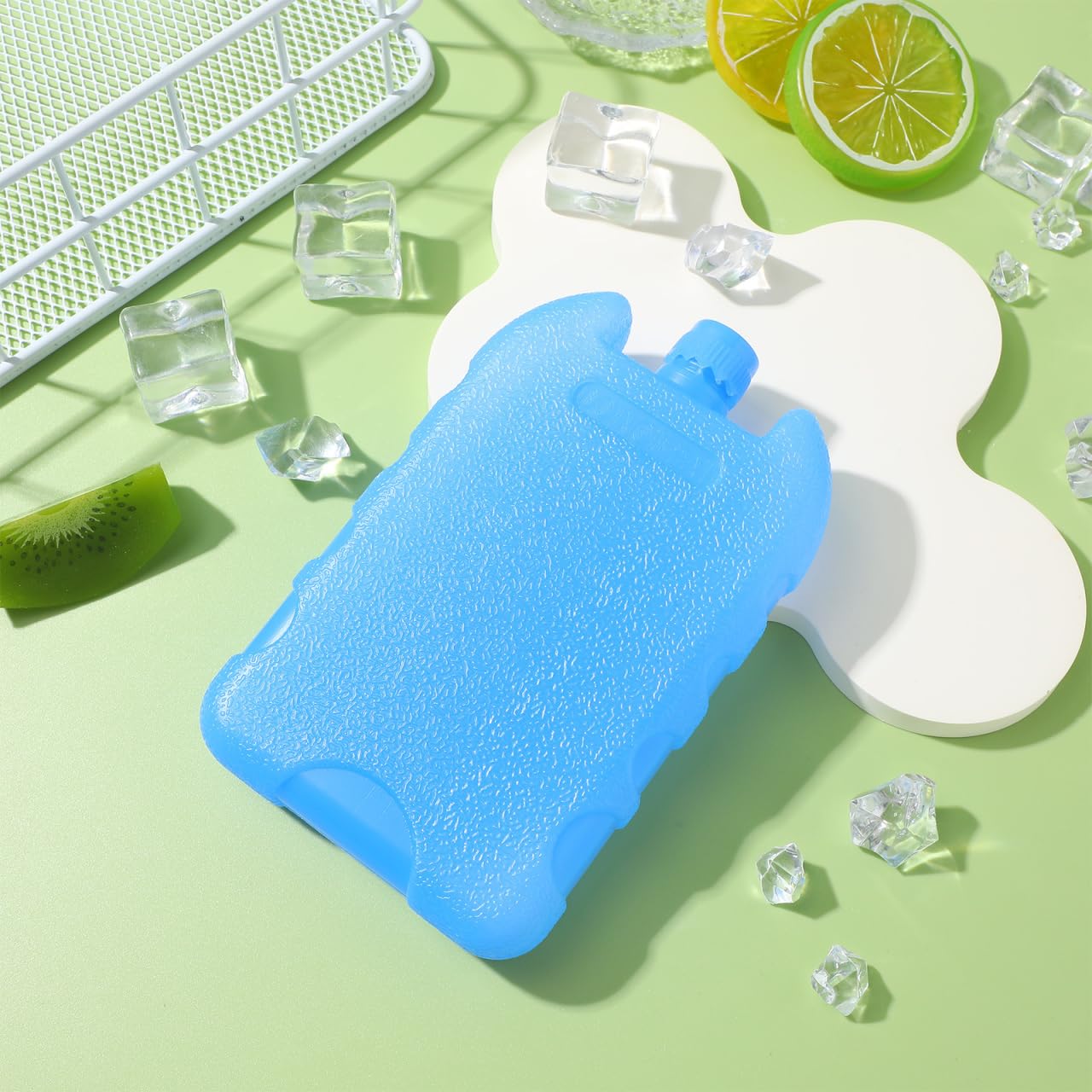 NOLITOY easy to clean surface prevents odor and stains.