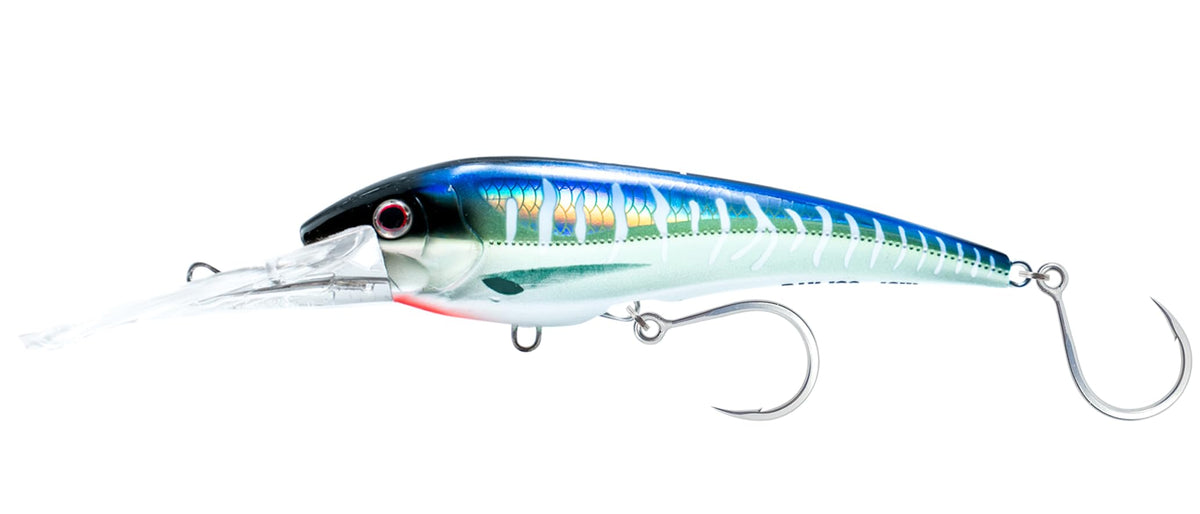 Nomad Design DTX Minnow 165 in autotune-action shows straight-line trolling benefits.