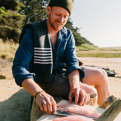 Nomadix Mini Towel hiking-trail offers compact, sand-resistant performance on trails.