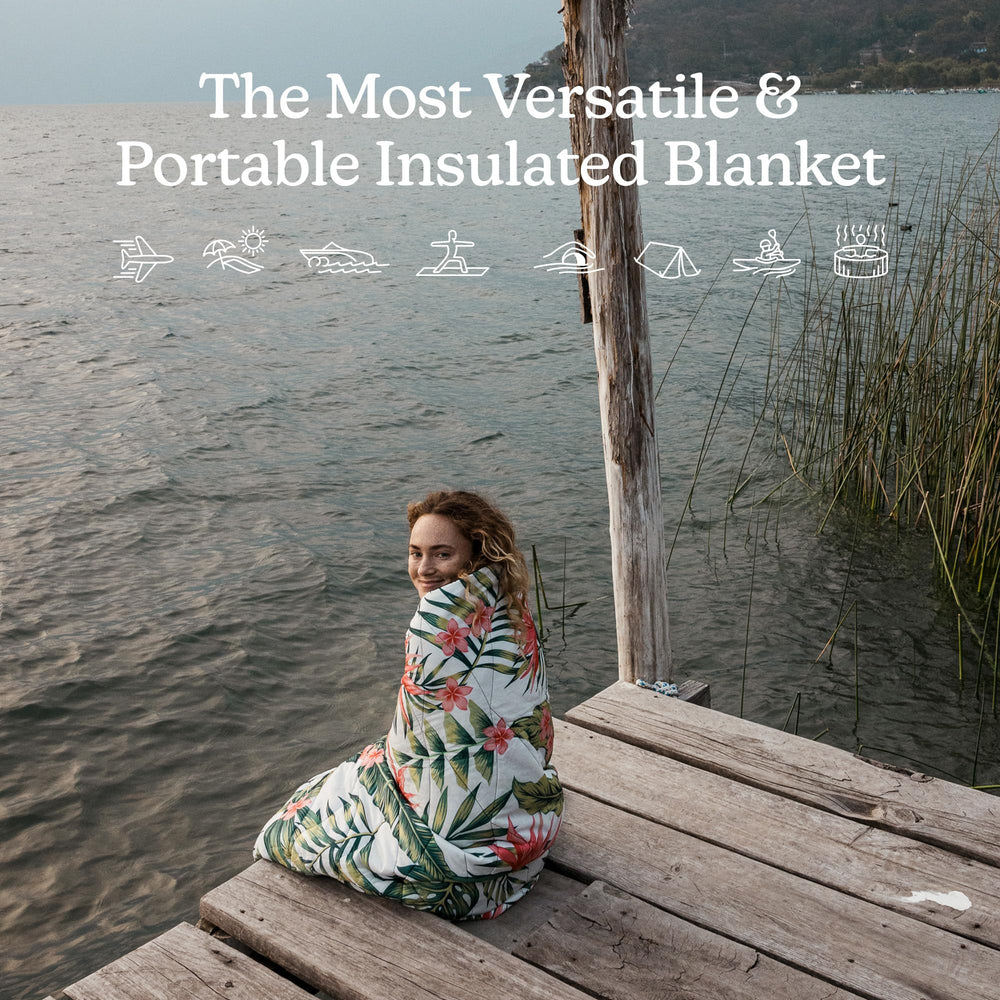 Nomadix Puffer Blanket at a campsite under stars delivers cozy warmth for stargazing.
