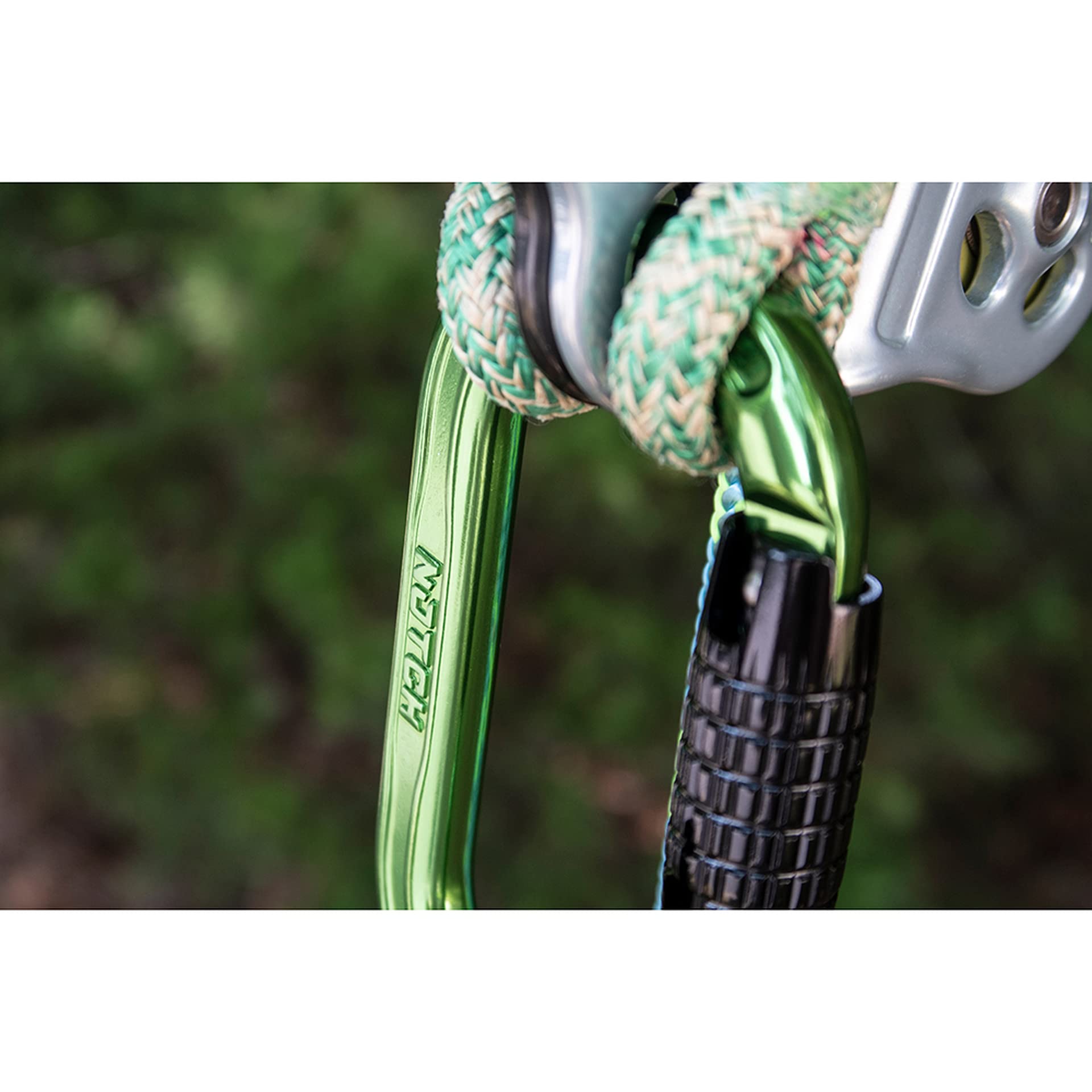 Lightweight Notch carabiner meets performance expectations with ANSI/CE standards