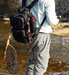 Close-up of rod holder and front pockets on Nuoviyiya backpack
