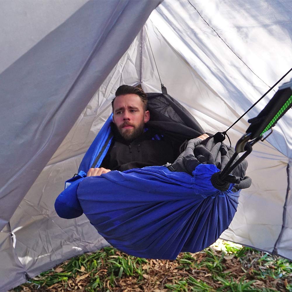 Oak Creek Advanced Hammock Rain Fly dry-contents keeps valuables protected in wet conditions.