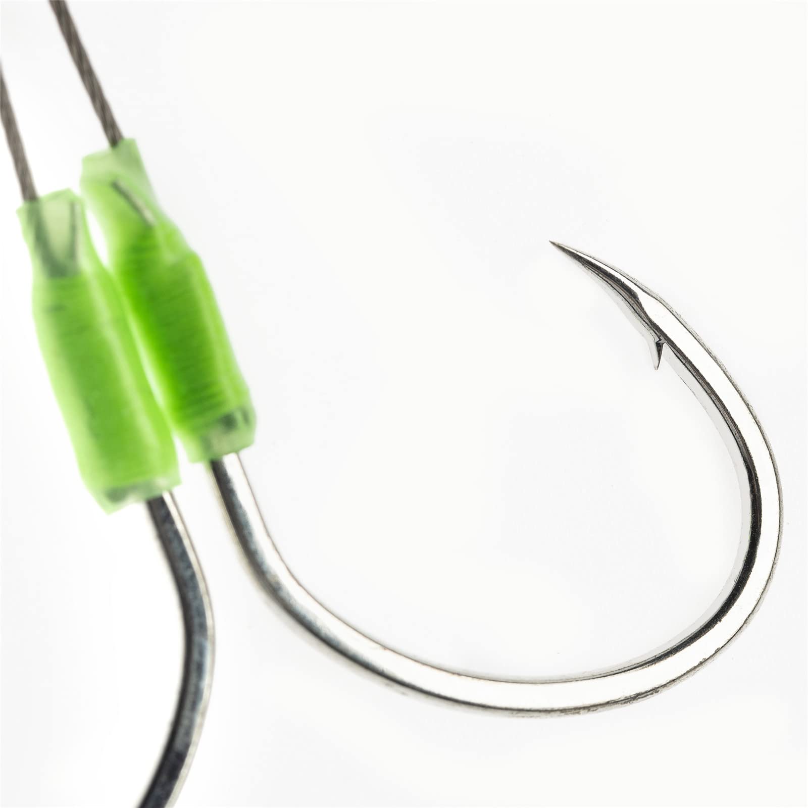 Double dancing stinger hook design for stronger bites