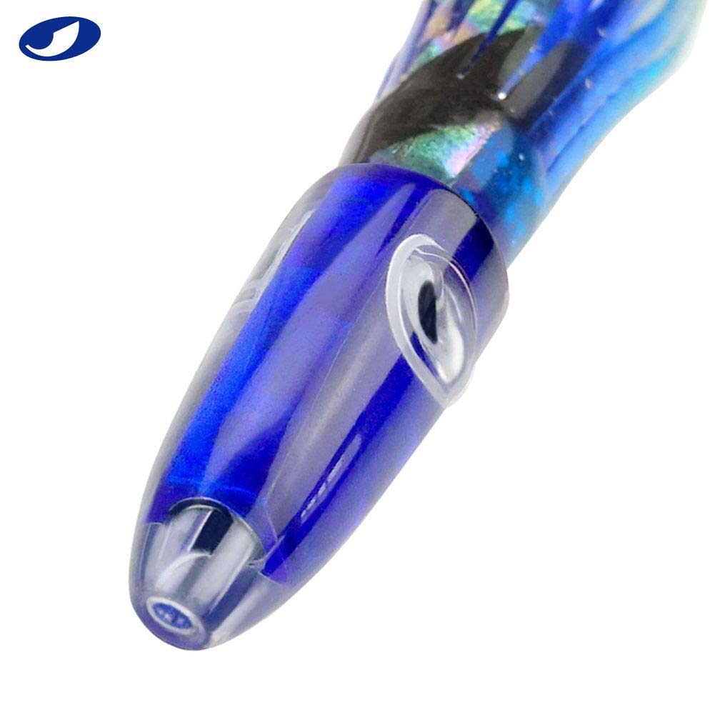 OCEAN CAT hoochie skirts come with no hooks for customizable rigs.