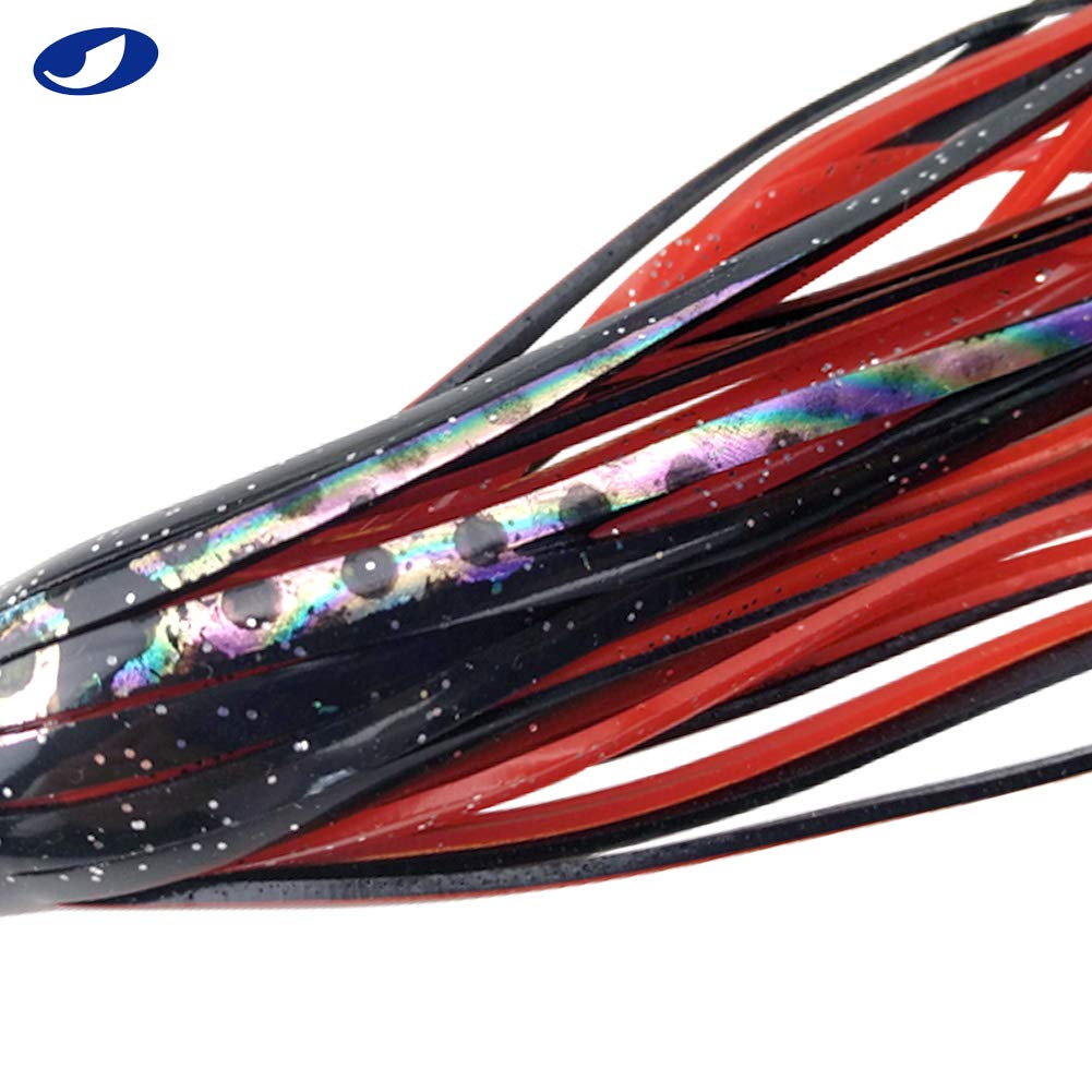 Ocean Cat lead-weight crystal head improves depth control and lure balance.
