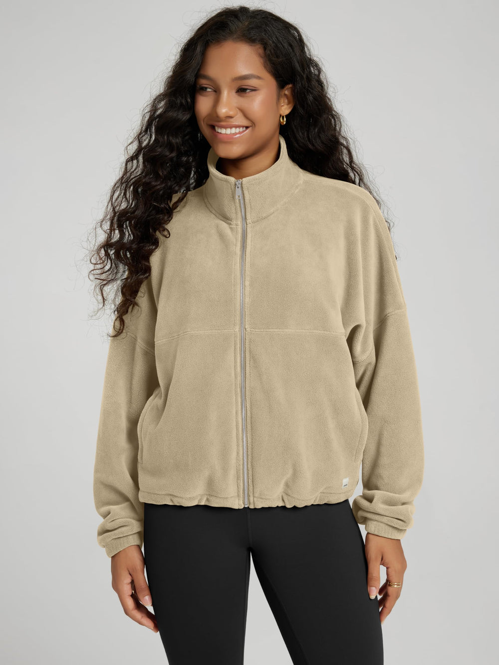 ODODOS polar fleece stand-collar view highlights warmth and modern silhouette