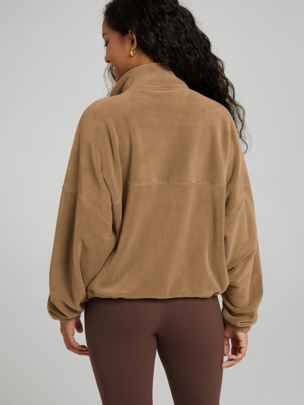 ODODOS jacket side-pocket highlights convenient storage during outings.