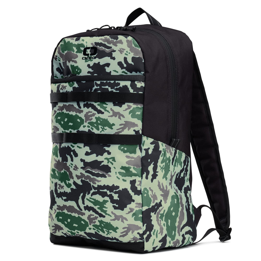 OGIO AL LITE CONVOY BKPK CAMO interior organizes essentials for quick access.