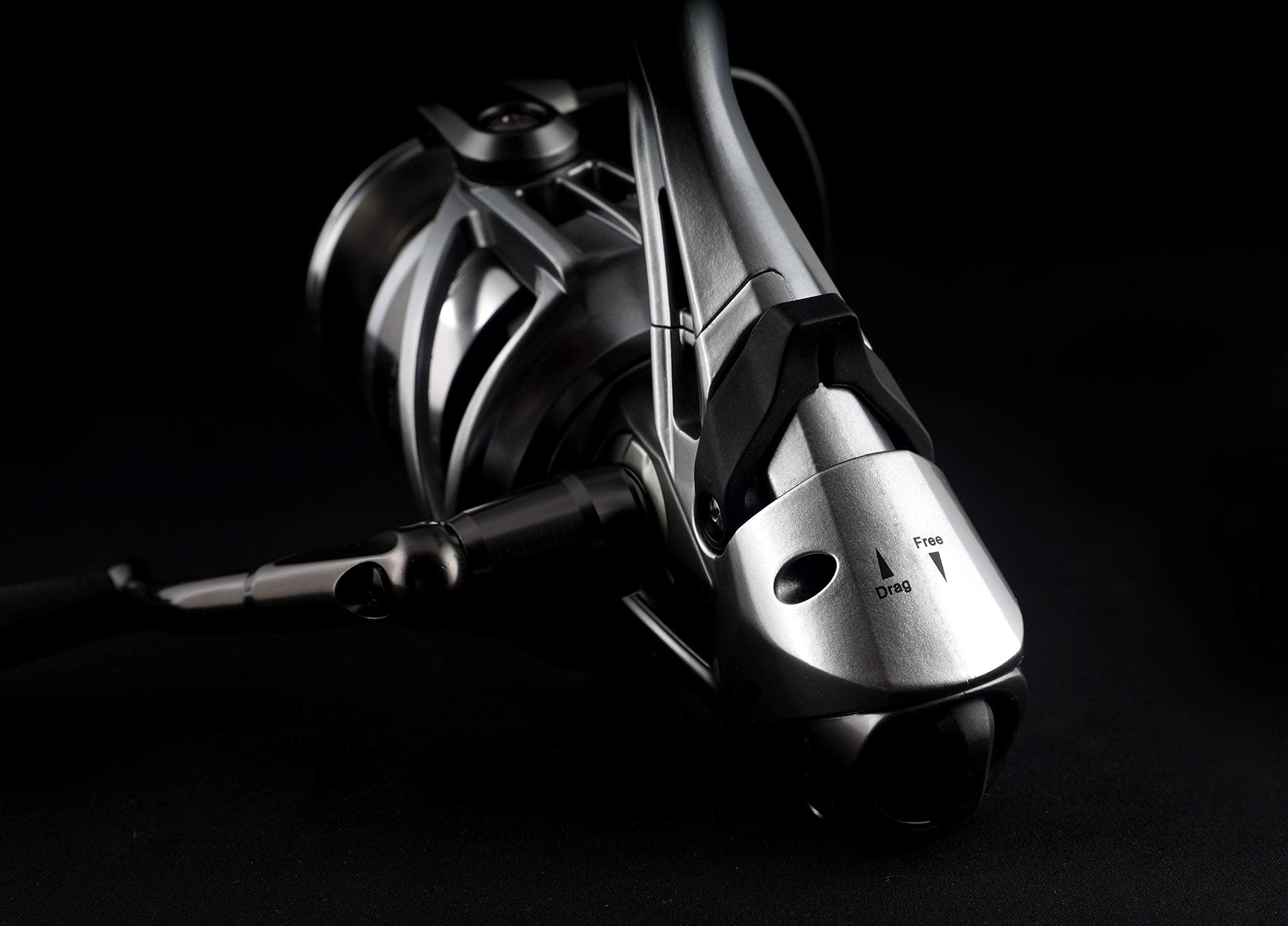 Okuma CDX-60 Coronado bait feeding system illustrates controlled, responsive feeding action.