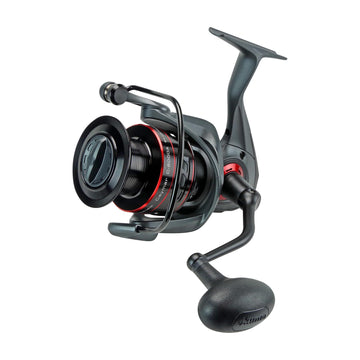 Okuma Ceymar A reel bail system enhances smooth casting control.