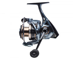 Okuma Epixor XT 40 side profile highlighting lightweight carbon drag knob for smooth casting.