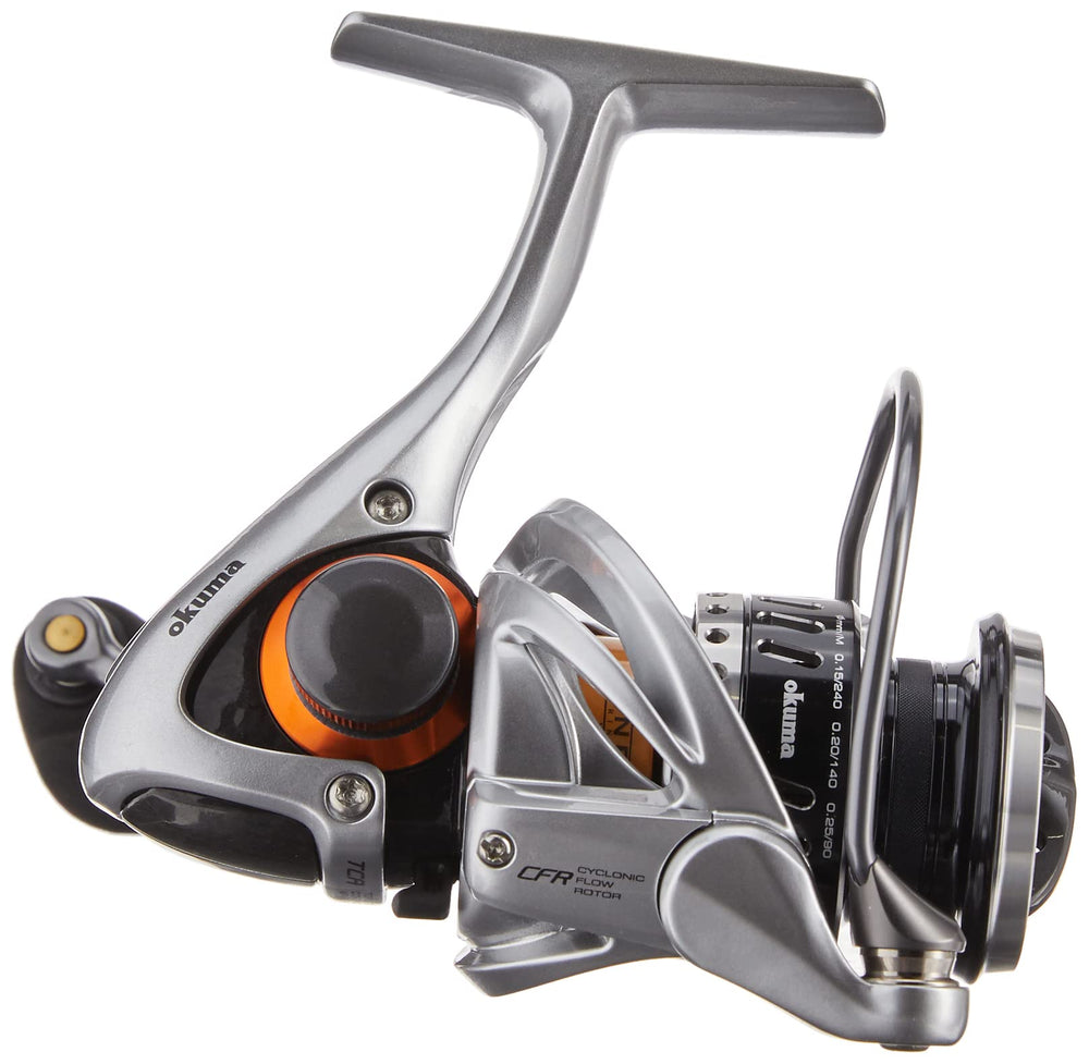 Okuma Helios SX C-40X carbon frame for lightweight strength.