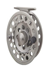 OKUMA SLV-89b fly reel multicolor design enables fast line retrieval.