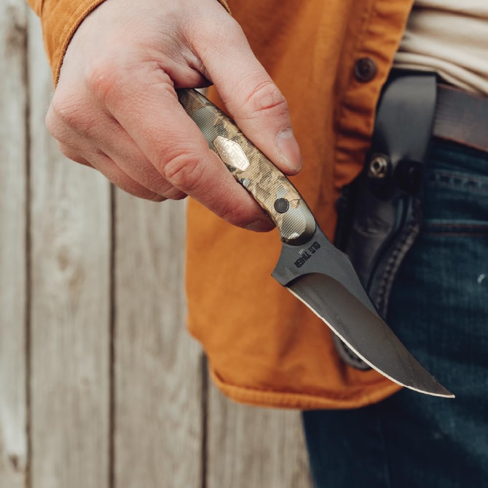 Ergonomic camo handle and full tang construction