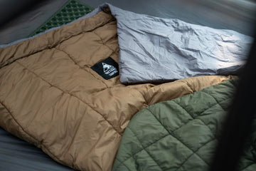 OneTigris Featherlite Quilt close-up of materials showing soft lining