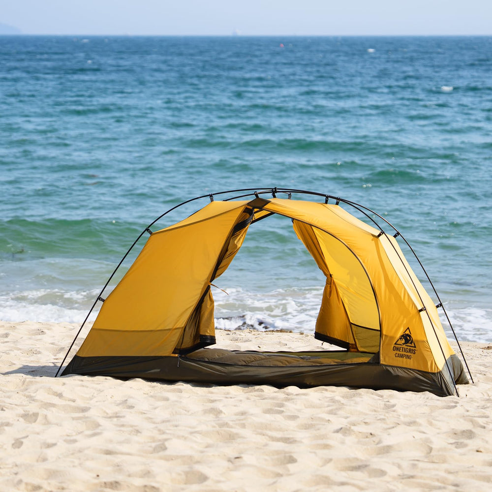 OneTigris Stella use-case scenarios show solo hiking and family car camping.