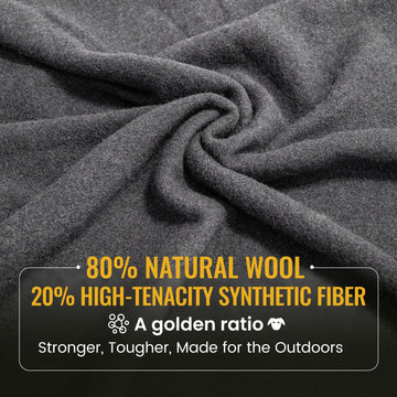 ONETIGRIS wool blanket at outdoor concert provides cozy warmth.