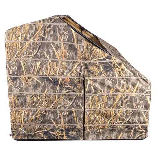 Open front space designed for firearms in blind