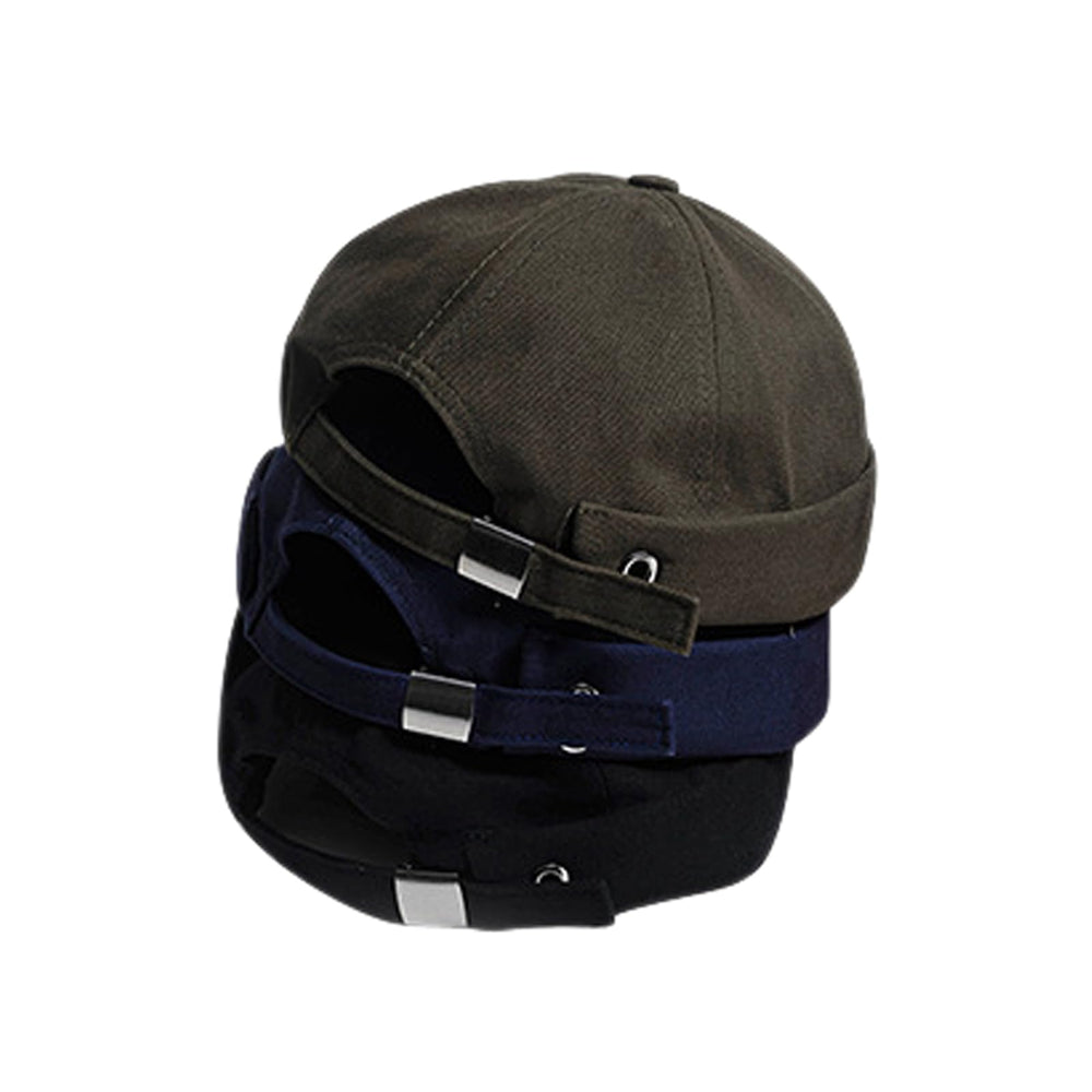 Brimless docker hat with classic six-panel construction