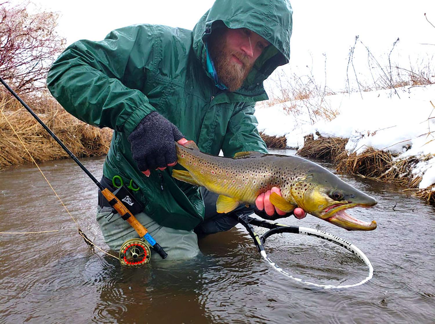 O'Pros quick-access hooks allow fast rod retrieval.