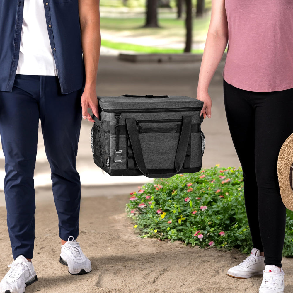 OPUX mesh side pockets hold utensils or water bottles.