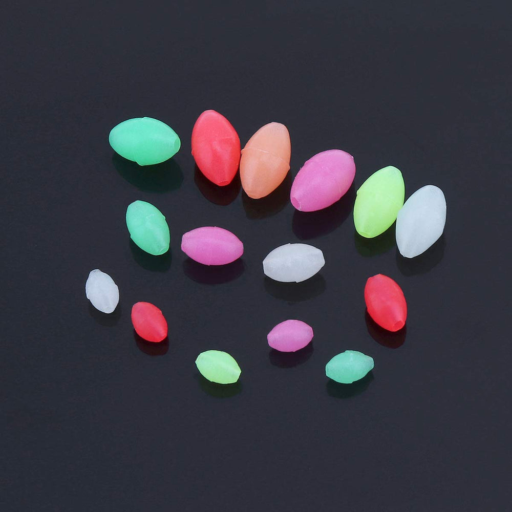 Green luminous beads that glow in the dark