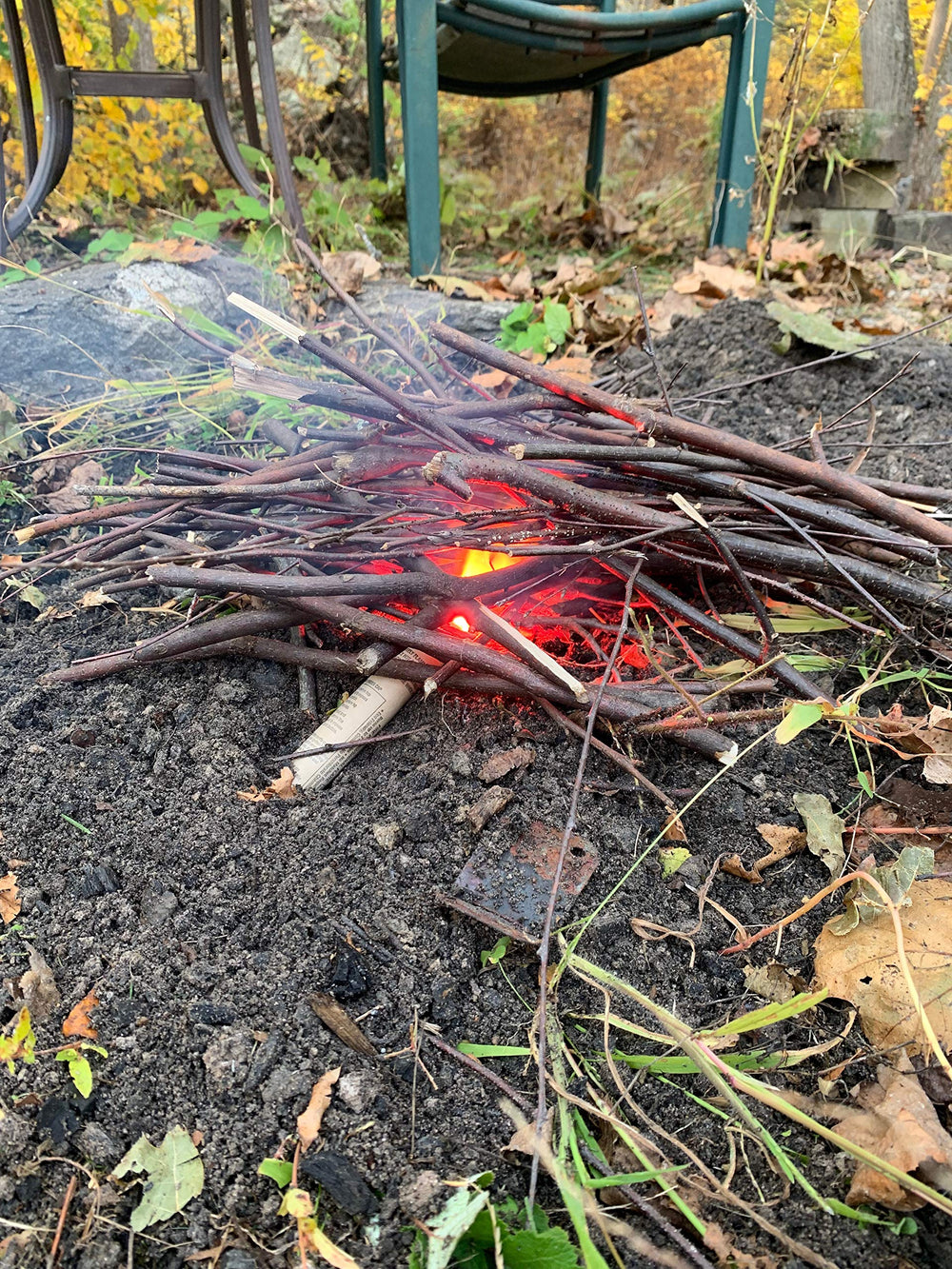 Orion Fire Pit Pro Pack 2 windproof flare stays reliable in breeze.