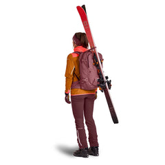 Ortovox Haute Route 30L S ergonomic back system supports long days on slopes