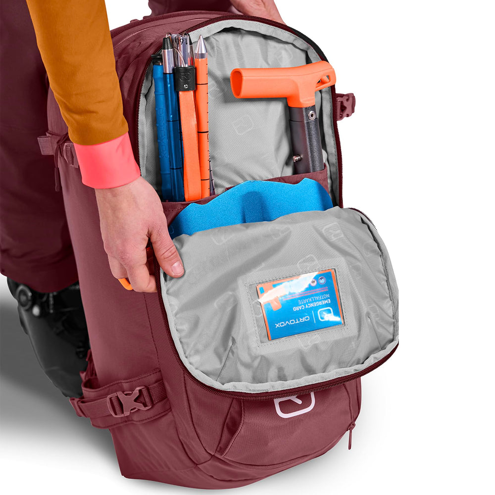 Ortovox Haute Route 30L S diagonal ski attachment demonstrates secure gear carry