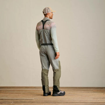Orvis Clearwater Waders kangaroo handwarmer pocket keeps hands warm.