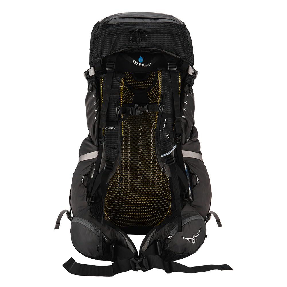 Osprey Atmos AG 50L hydration reservoir sleeve demonstrates flexible water options