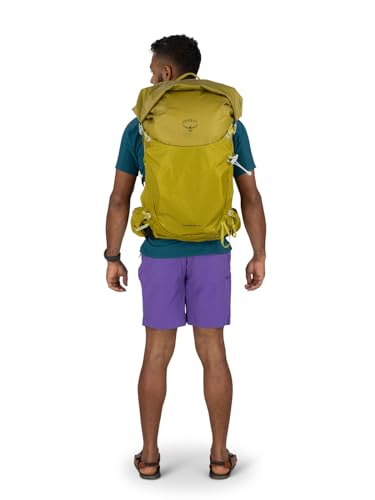 Osprey Downburst 36L RF welded construction keeps moisture out