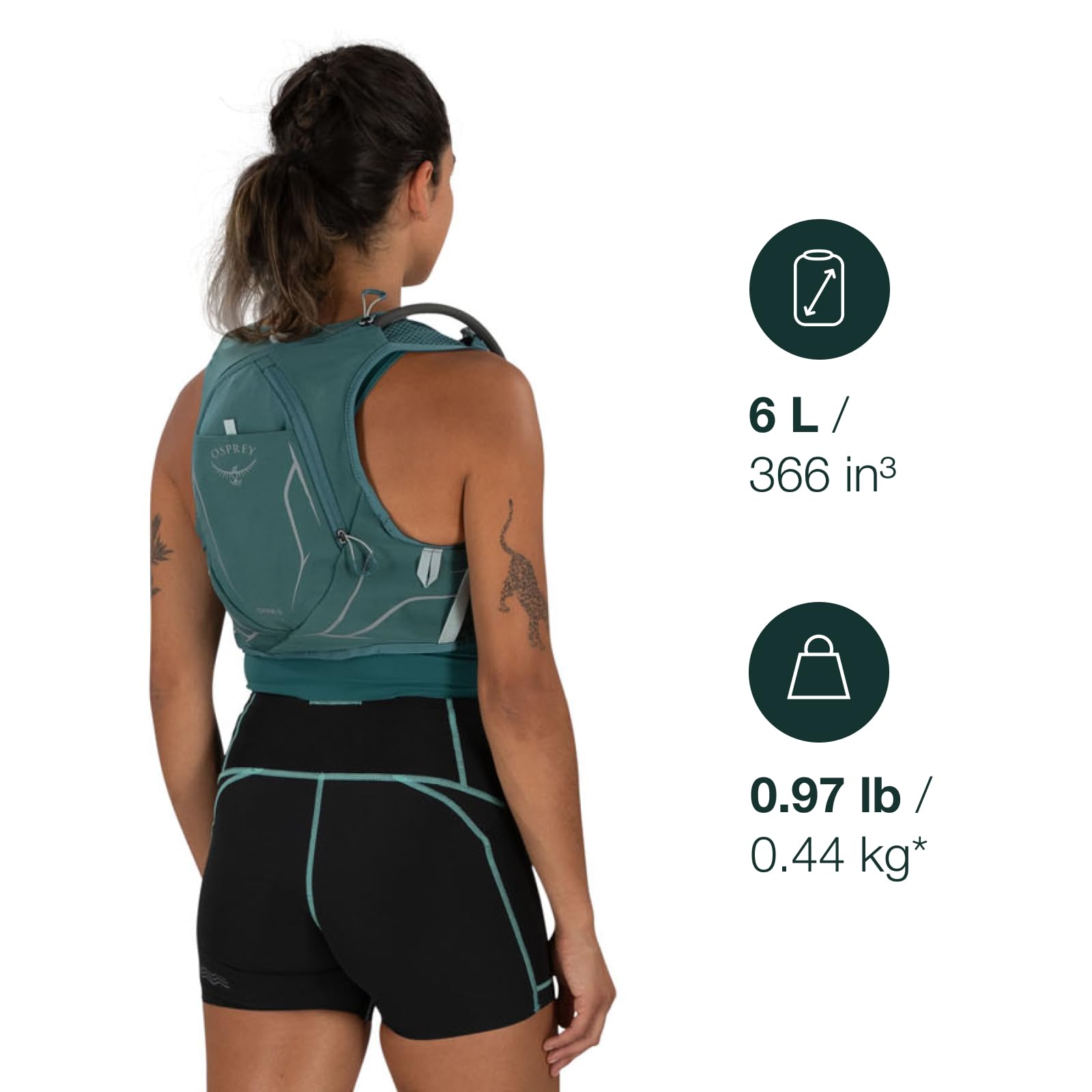 Osprey Dyna 6L women's vest pocket layout for gels and phone on the go