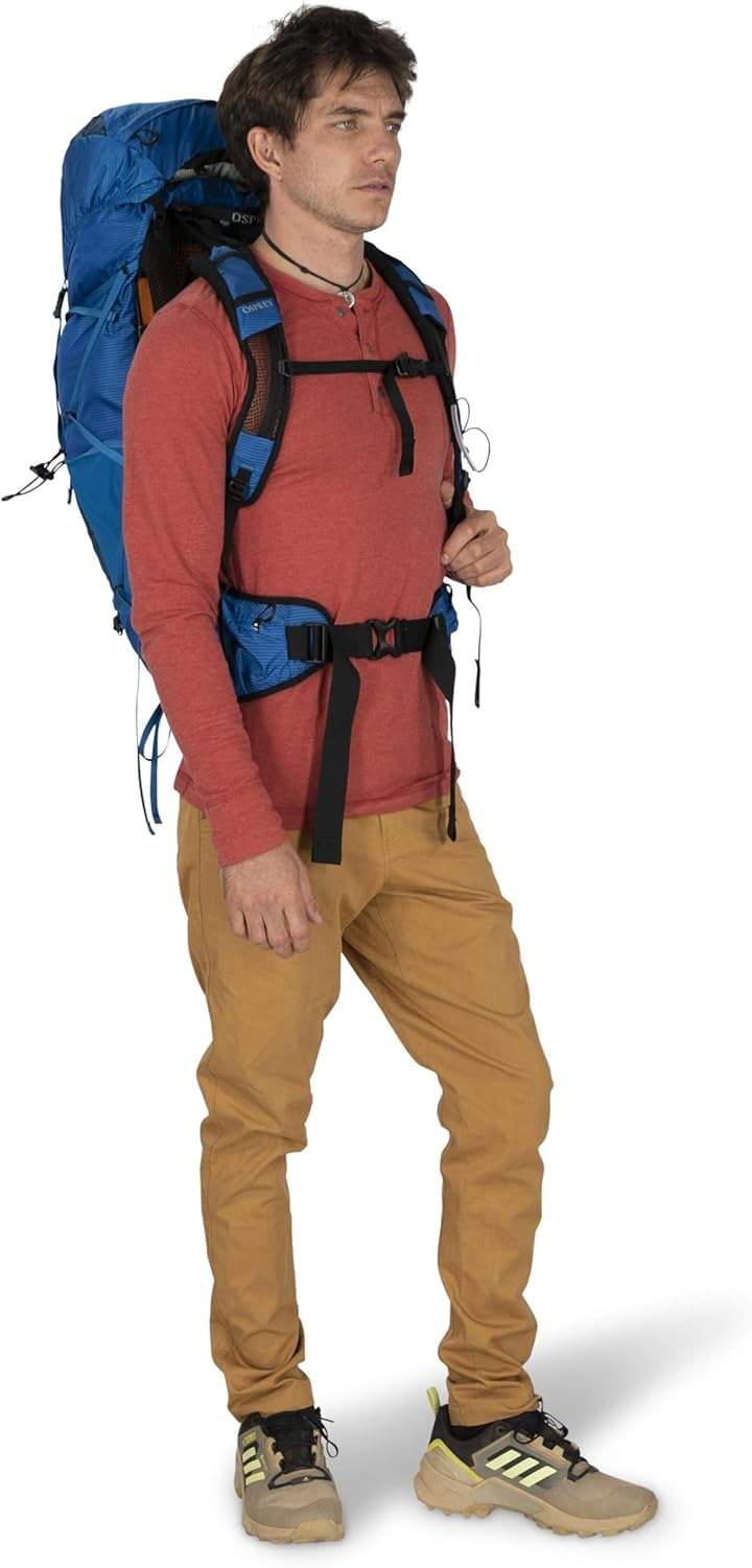 Osprey Exos 38L FlapJacket protects gear when the lid is removed.