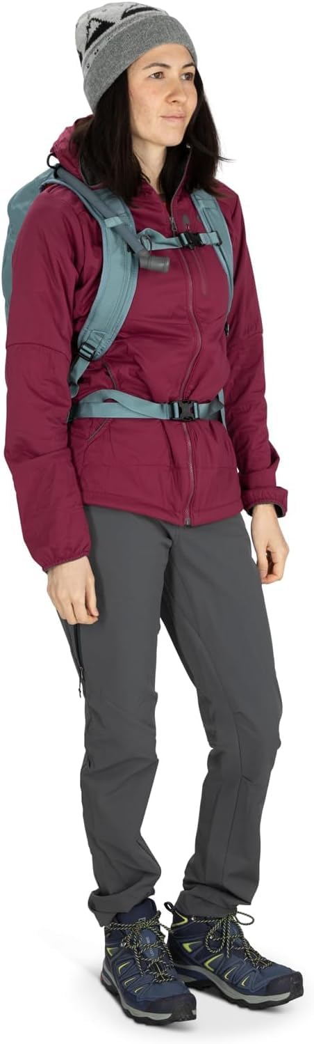Osprey Glade 12L 12L capacity for layers and essentials.