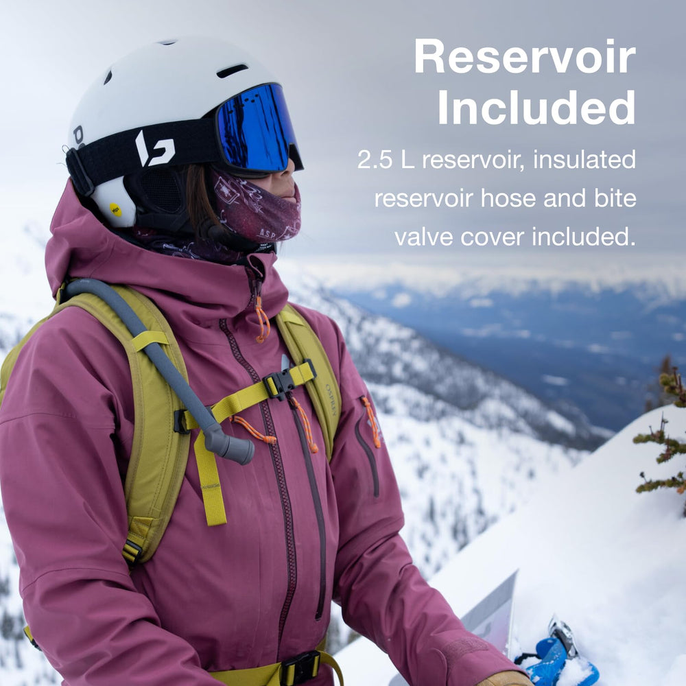 Osprey Glade 12L insulated hose ensures comfortable water on cold runs.